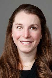 Headshot of Dr. Jessica Heyer.